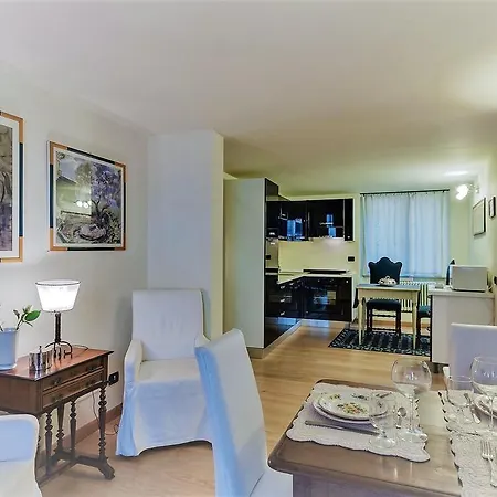 Tornabuoni Charme Apartment *